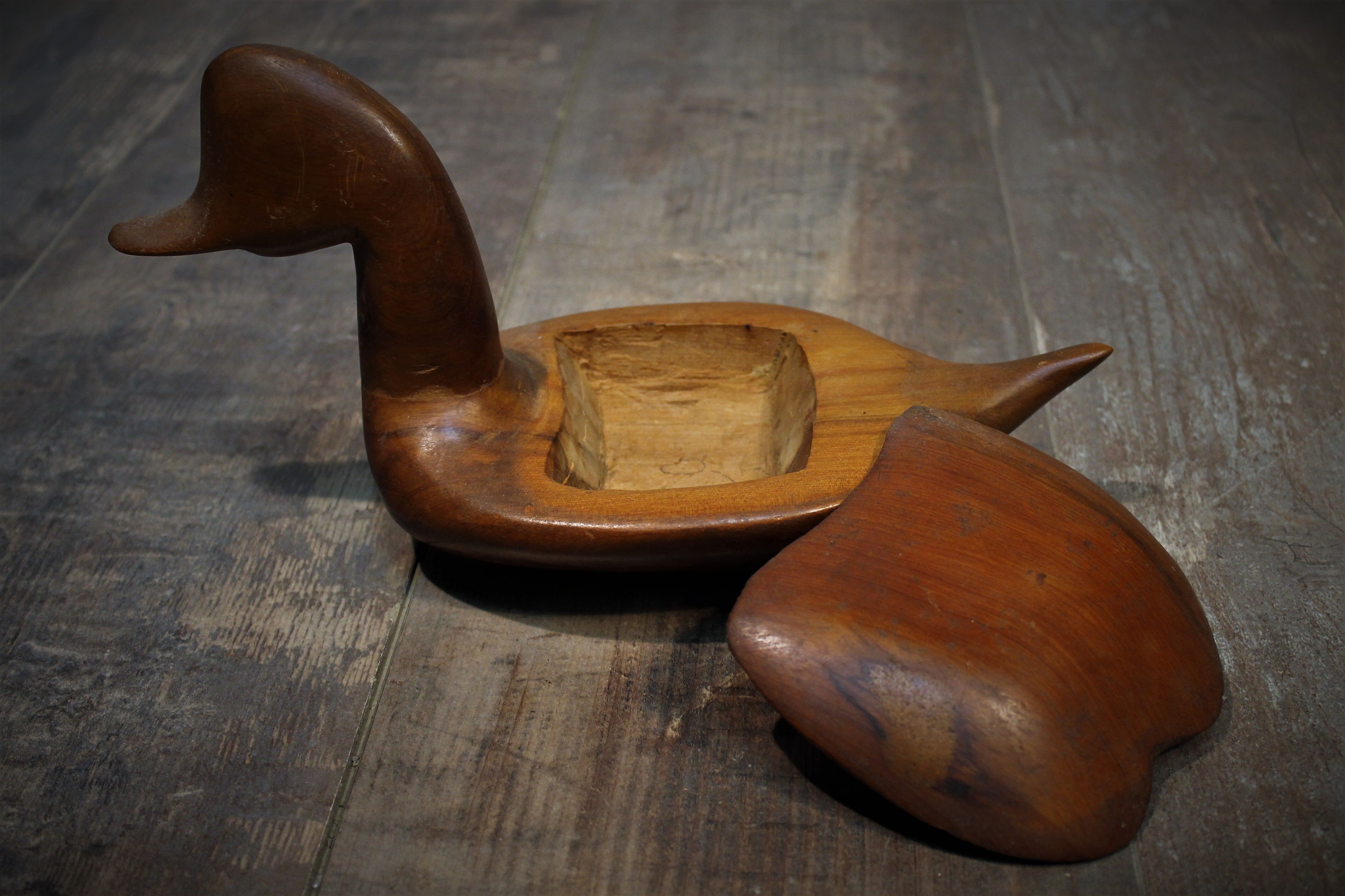 Empty pocket scandinavian "duck", teak, 60s