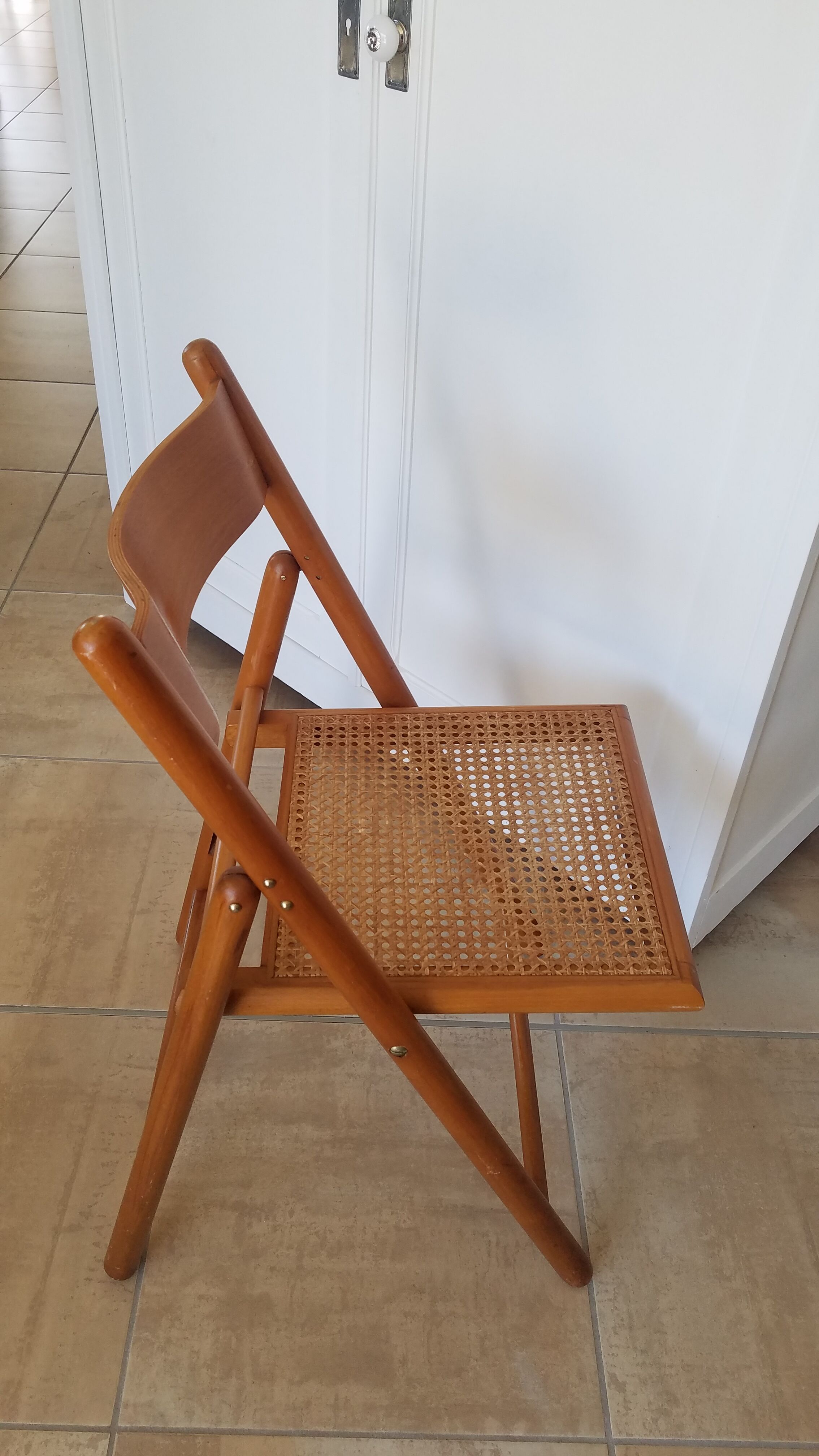 2 chaises pliantes en cannage