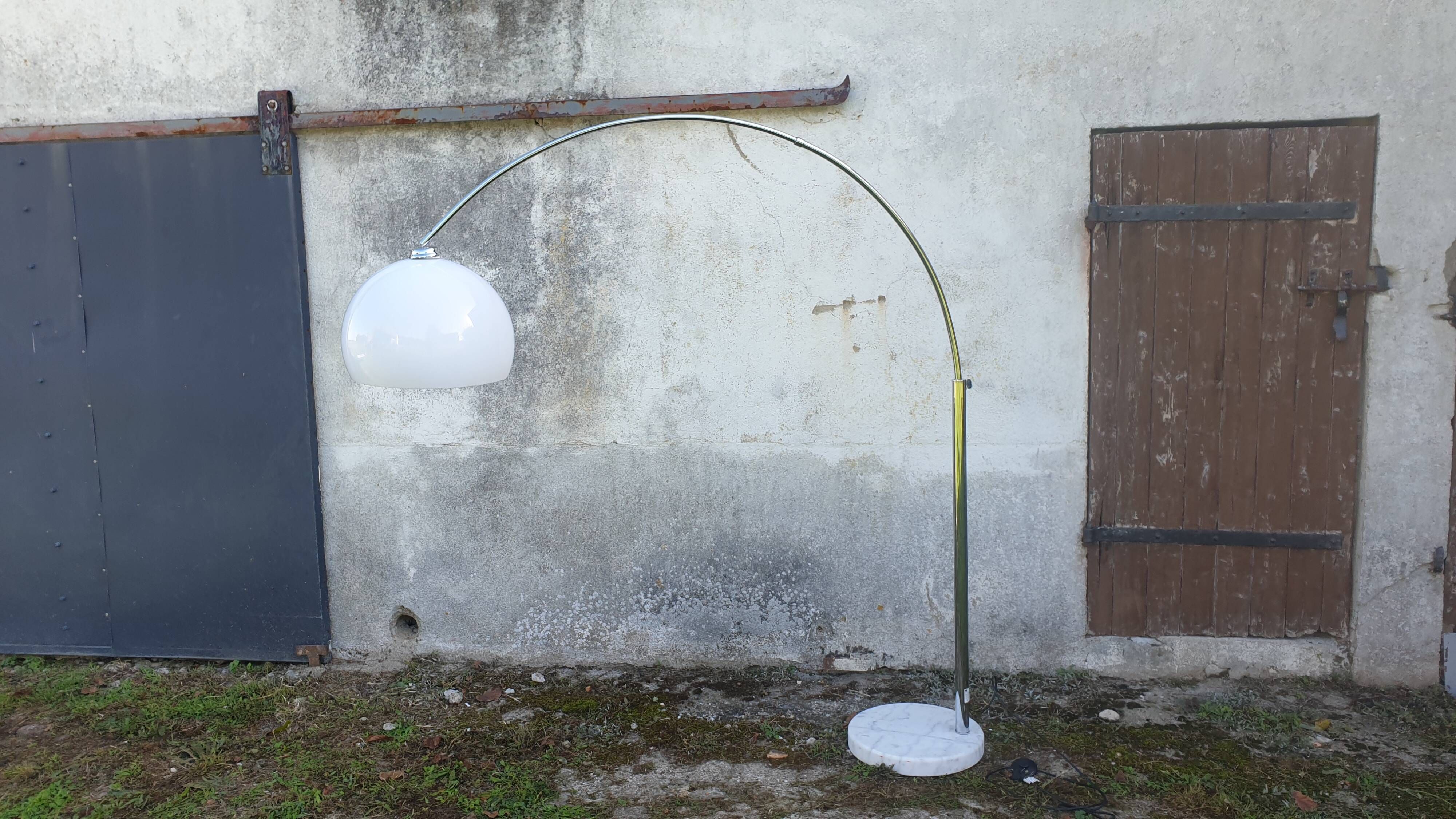 Chrome arc floor lamp with white globe, Space Age style from the 70s, BVH edition.