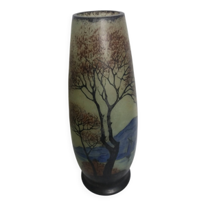 Vase au décor peint