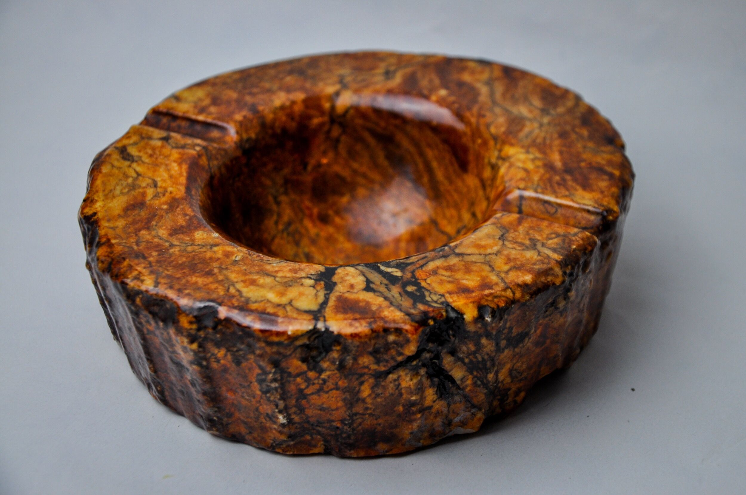 Cendrier en albâtre ocre par Romano Bianchi, Italie, 1970