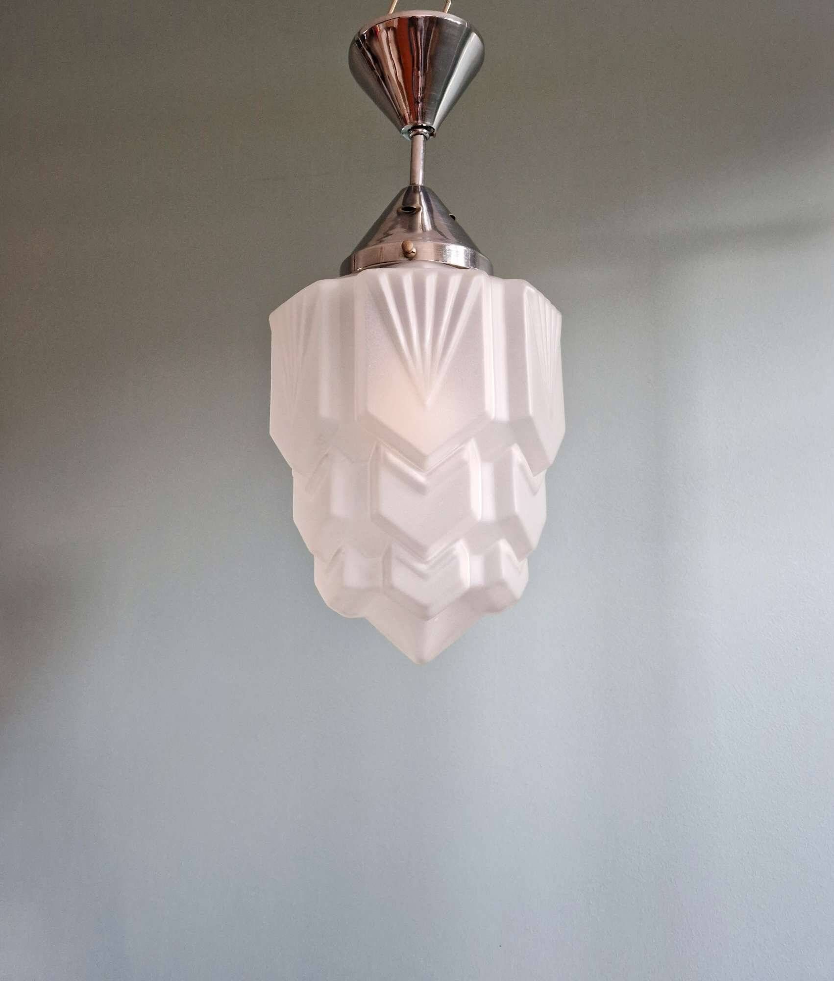 Art Deco suspended glass skyscraper, 1920s-30s.
