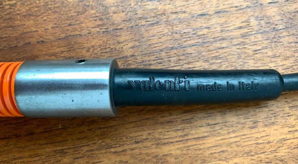 Vintage Italian Space Age Hebi table lamp by Isao Hosoe for Valenti Luce, 1970s.