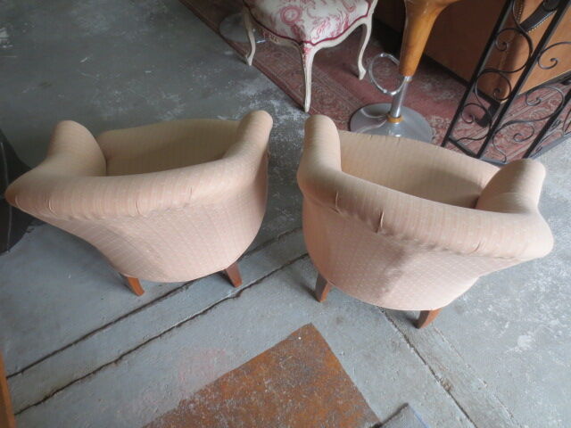 Pair of chairs Toad