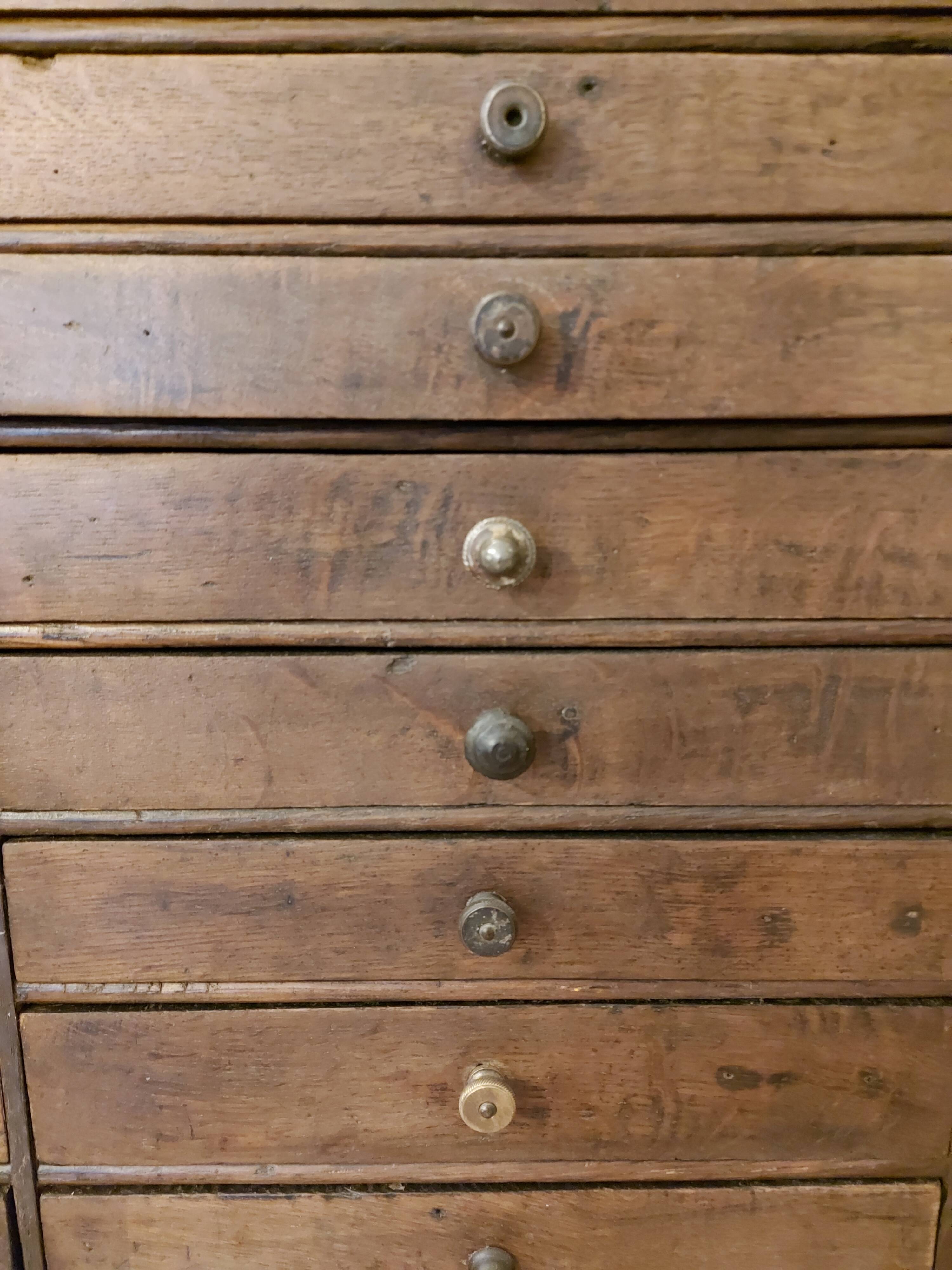 20-drawer cabinet