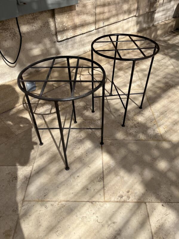 Lot de 2 tabourets/tables d'appoint de jardin en fer forgé