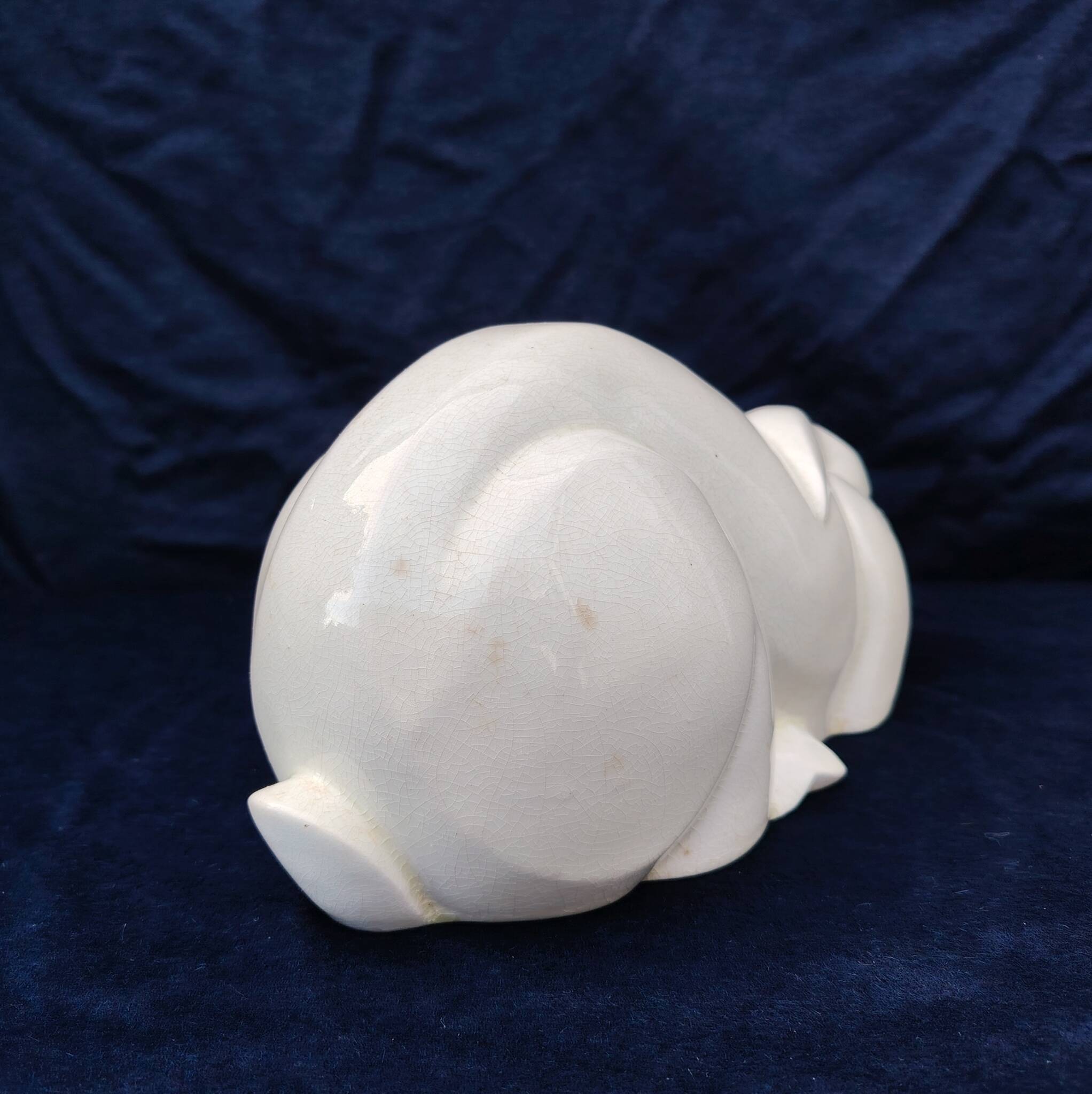 Cracked earthenware rabbit, Lemanceau, Saint Clément