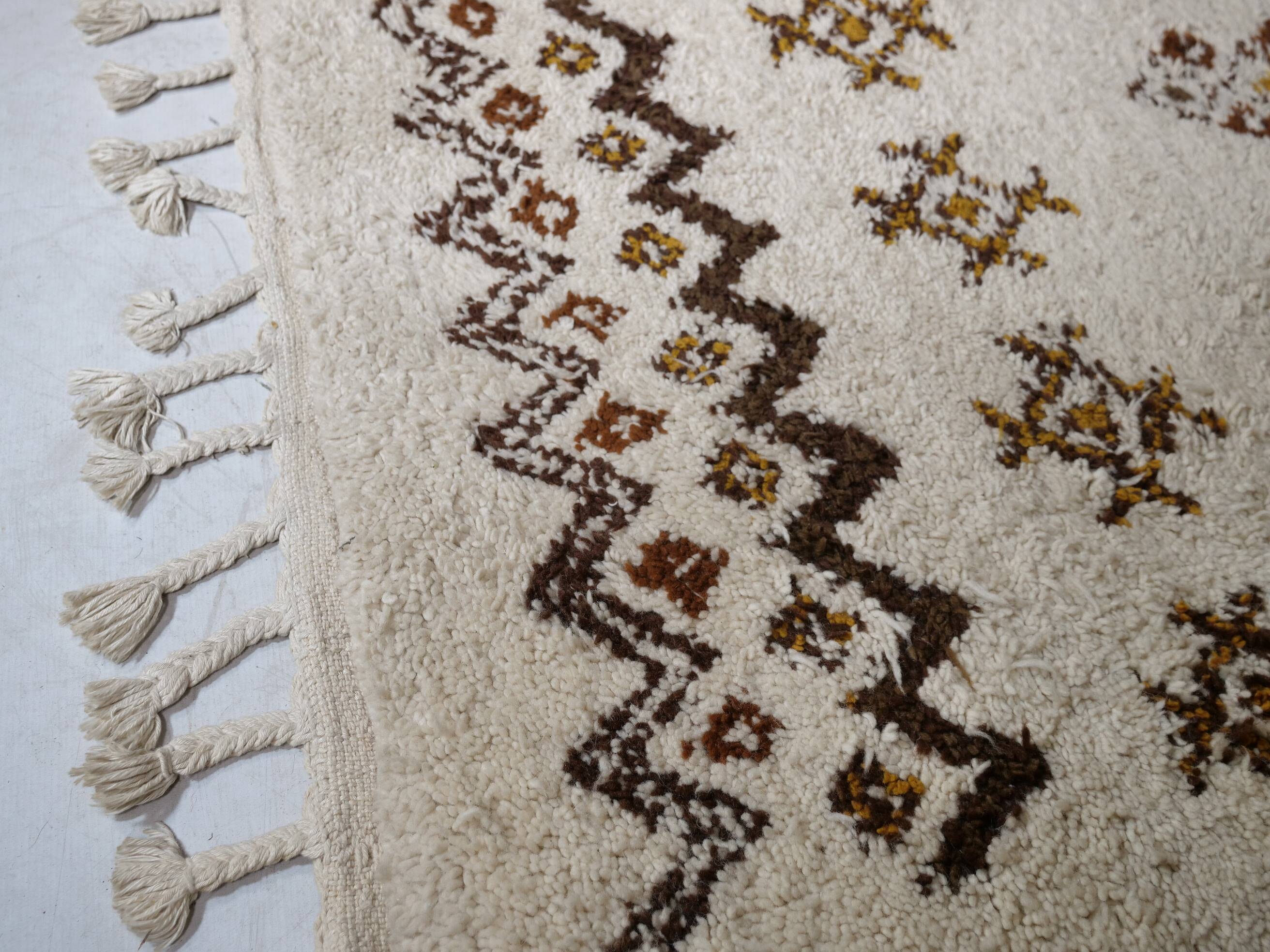 Tapis en laine berbère noué à la main, 1978