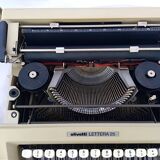 Olivetti lettera 25 typewriter, 1970s, with its carrying case