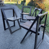 Chairs folding