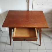 Compass leg desk
