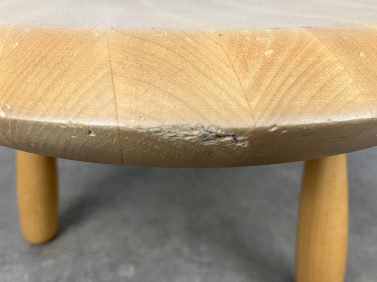 Table d’appoint Karljohan par Christian Hallerod, IKEA