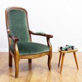 Armchair voltaire child