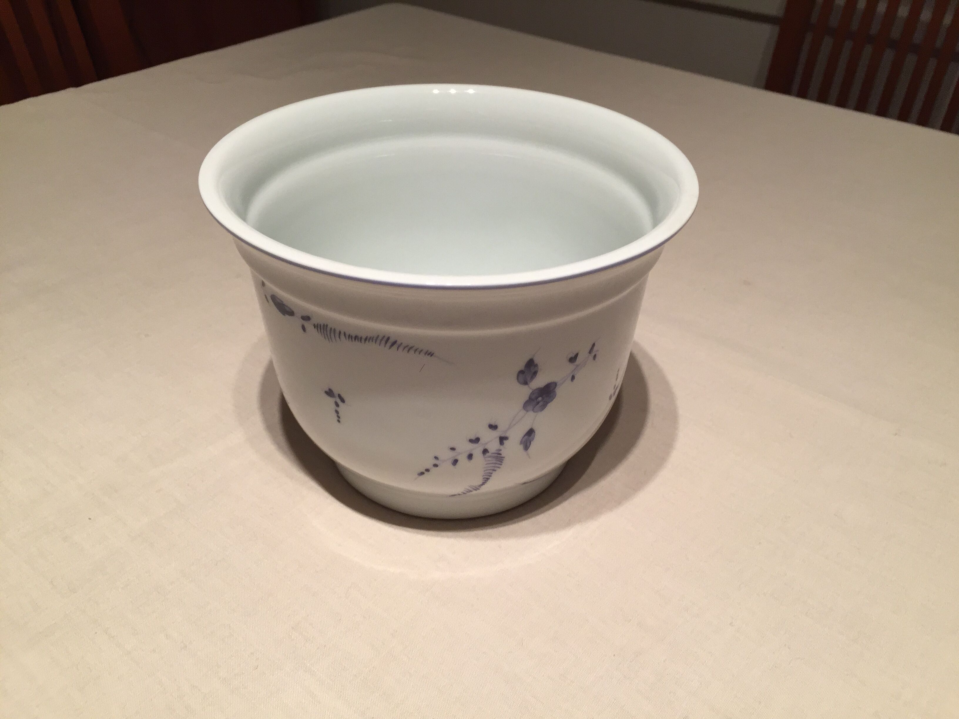 Cache pot porcelain