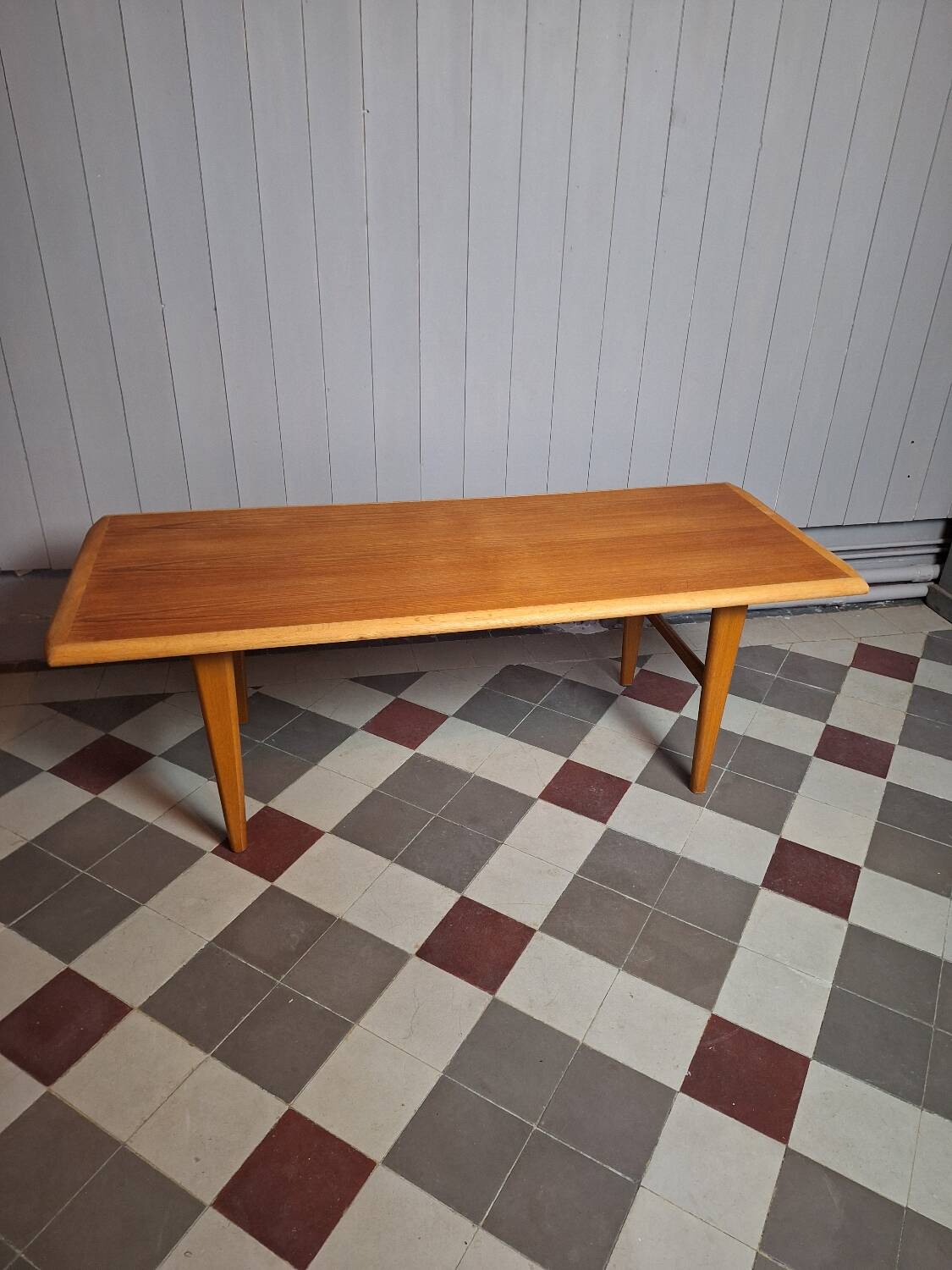 Light teak coffee table (Coffee table)