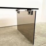 Table basse minimaliste 70s – verre bronze & alu