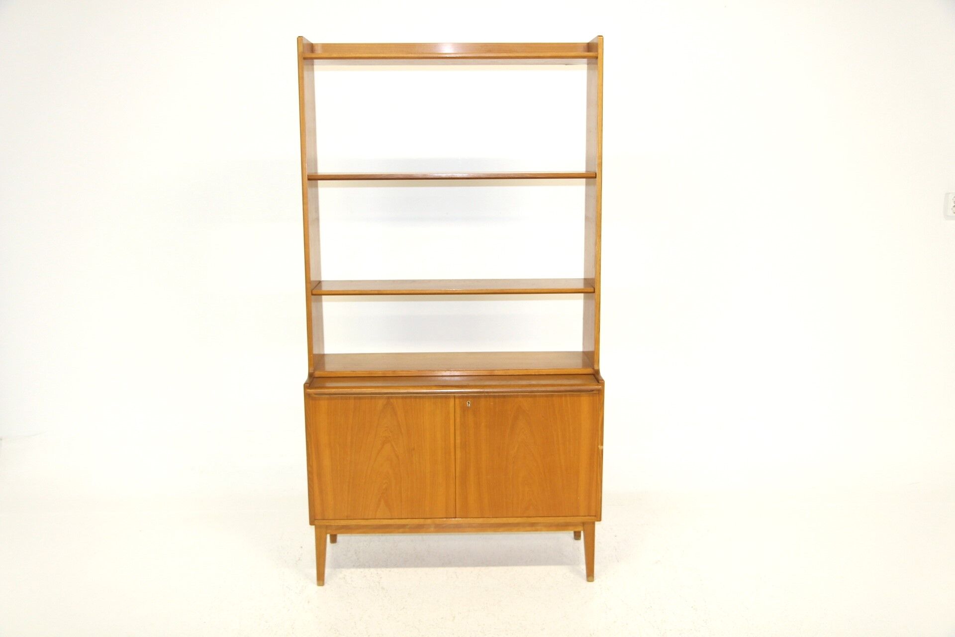 Elm Secretary, Sweden, 1960