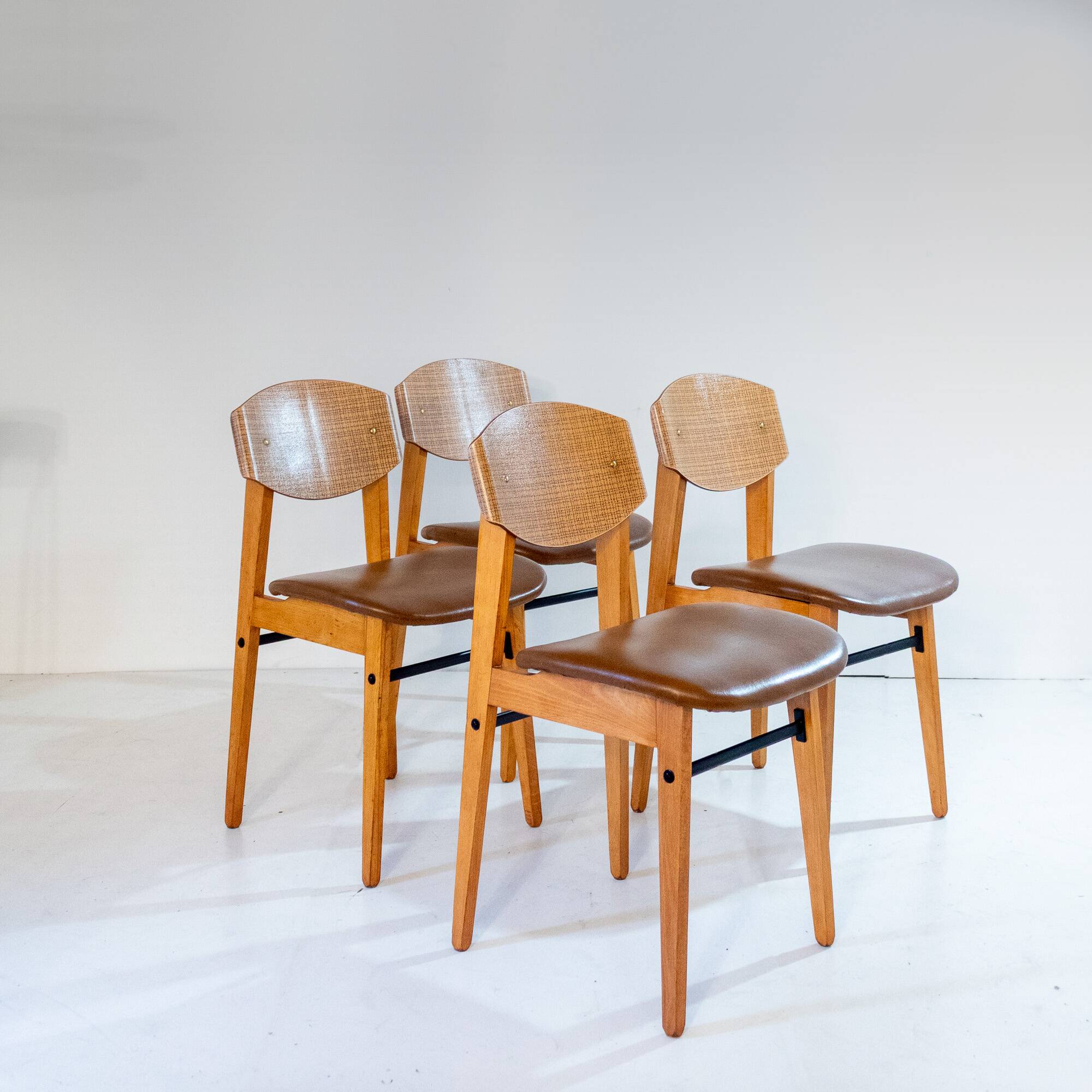 Mid- Century Modern Dining Chairs in Scandinavian Style