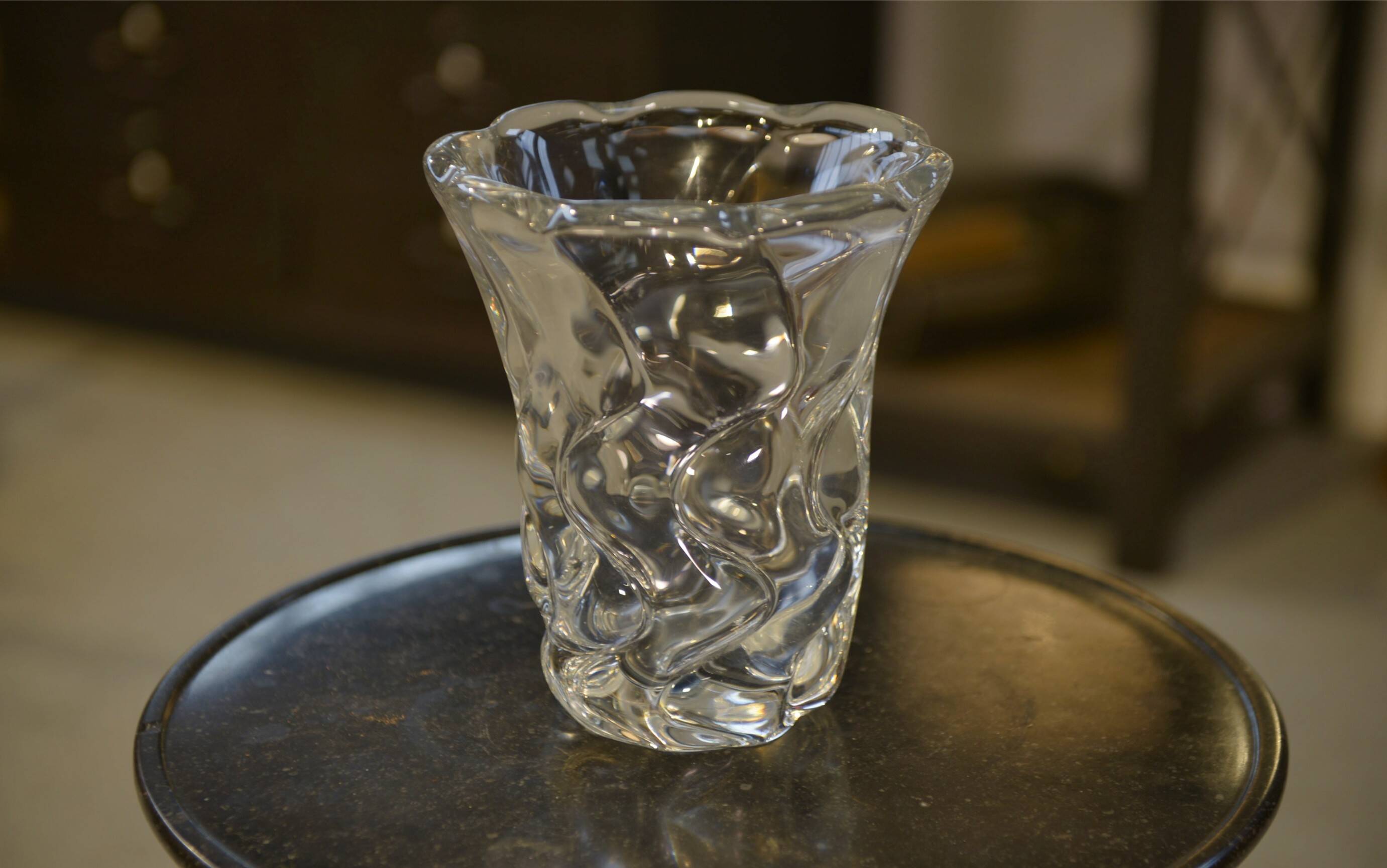 Crystal vase signed Daum Nancy France 1970s