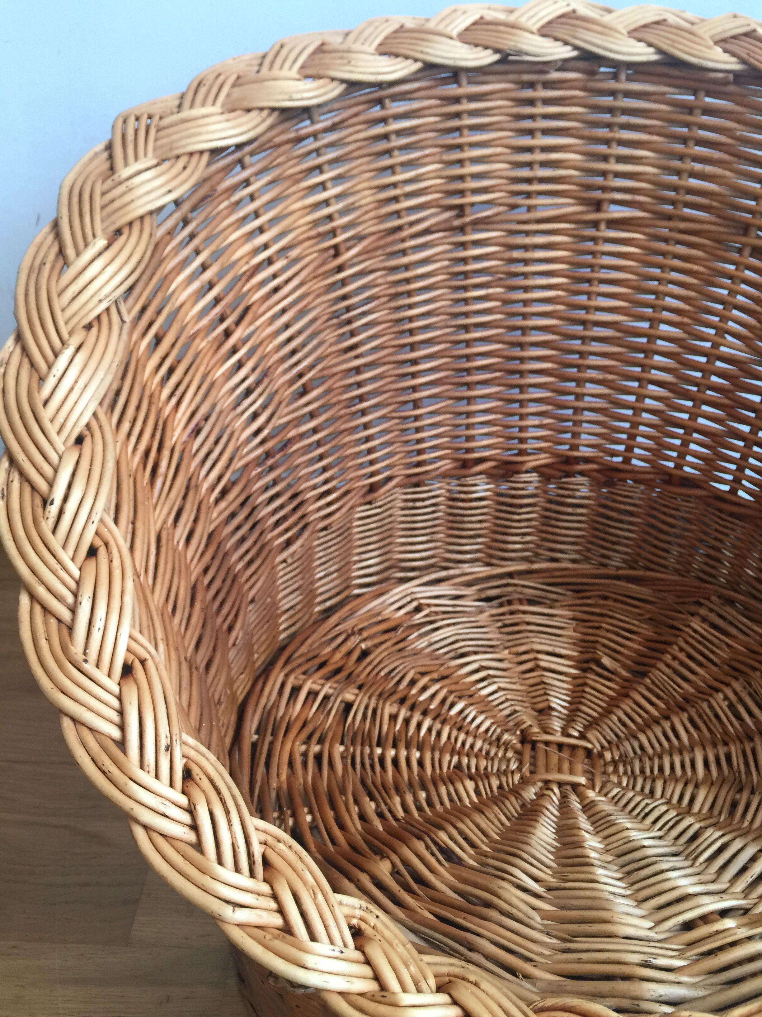 Child wicker chair