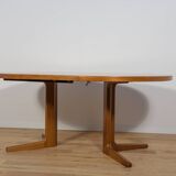 Mid-Century Round Teak Extendable Dining Table from Vejle Mobelfabrik