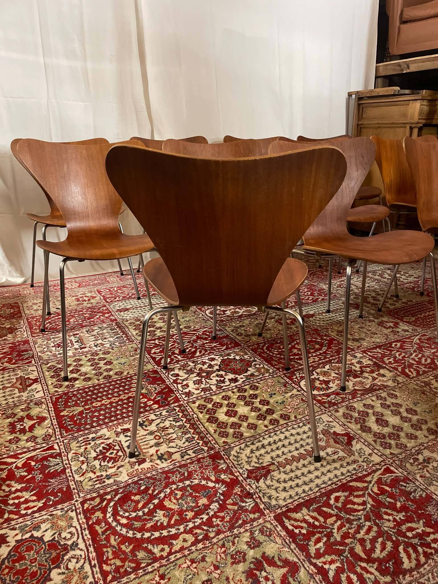 Set of 11 Series 7 3107 chairs in teak – Arne Jacobsen for Fritz Hansen