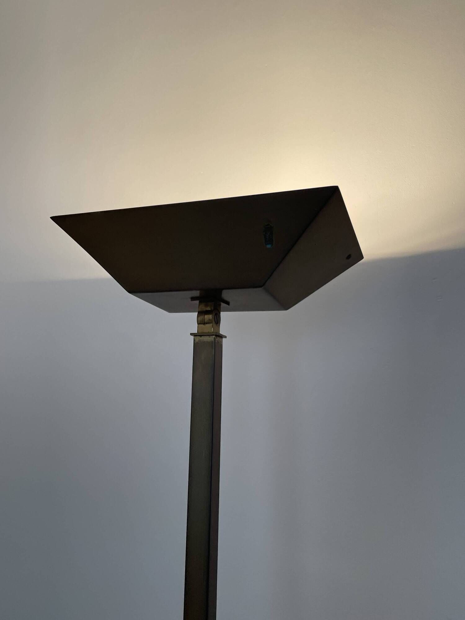 Lamp in gilded brass