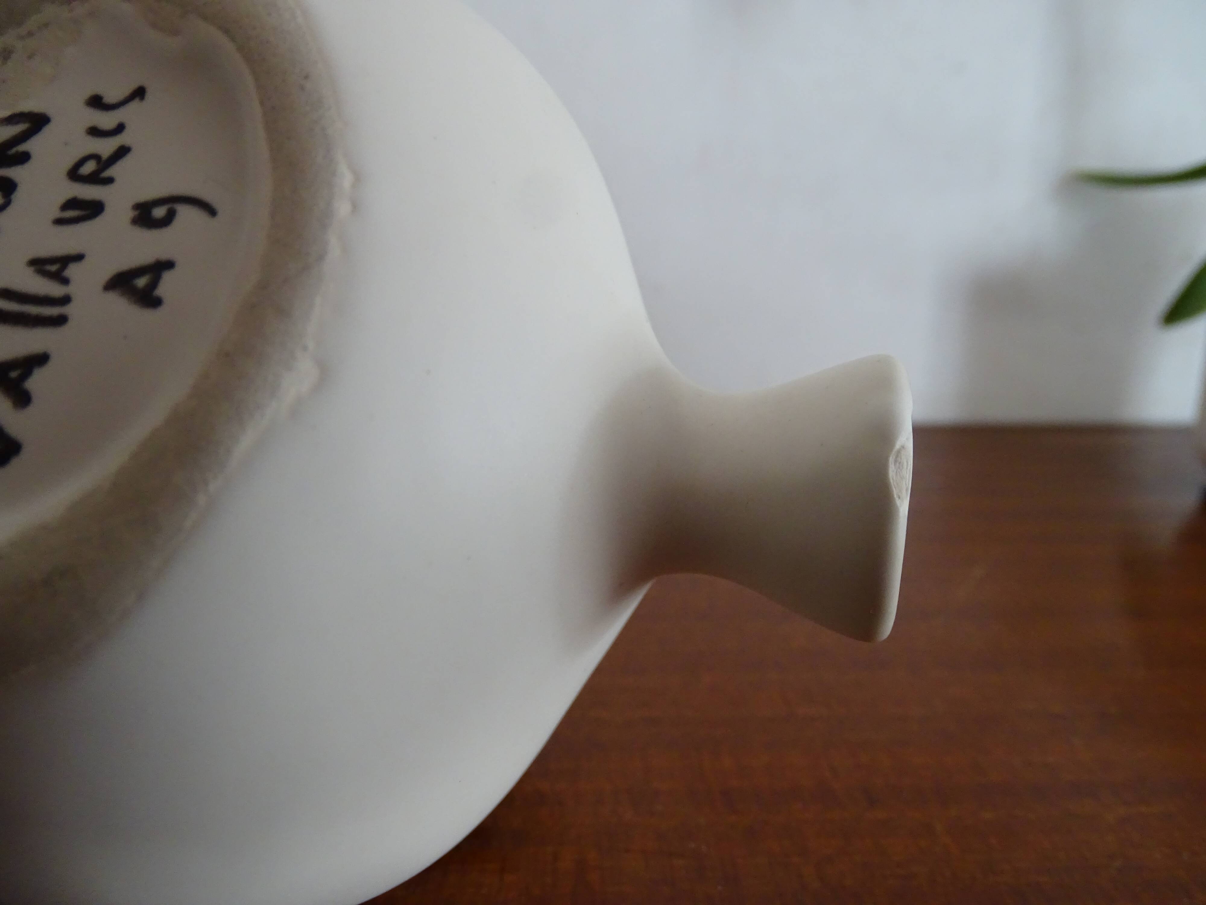 Roger Capron wall bouquetière signed