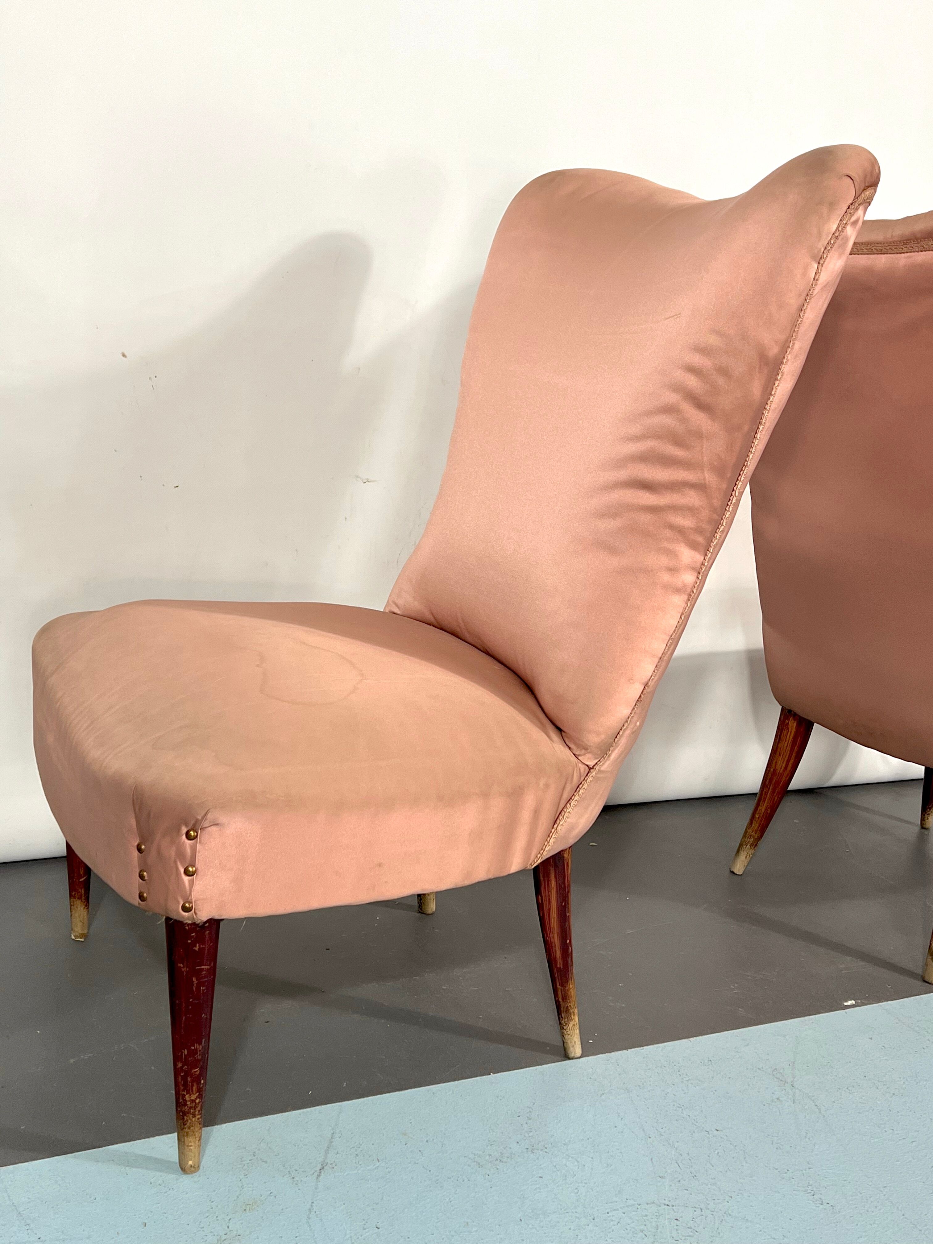 Italian vintage pair of pink club armchairs