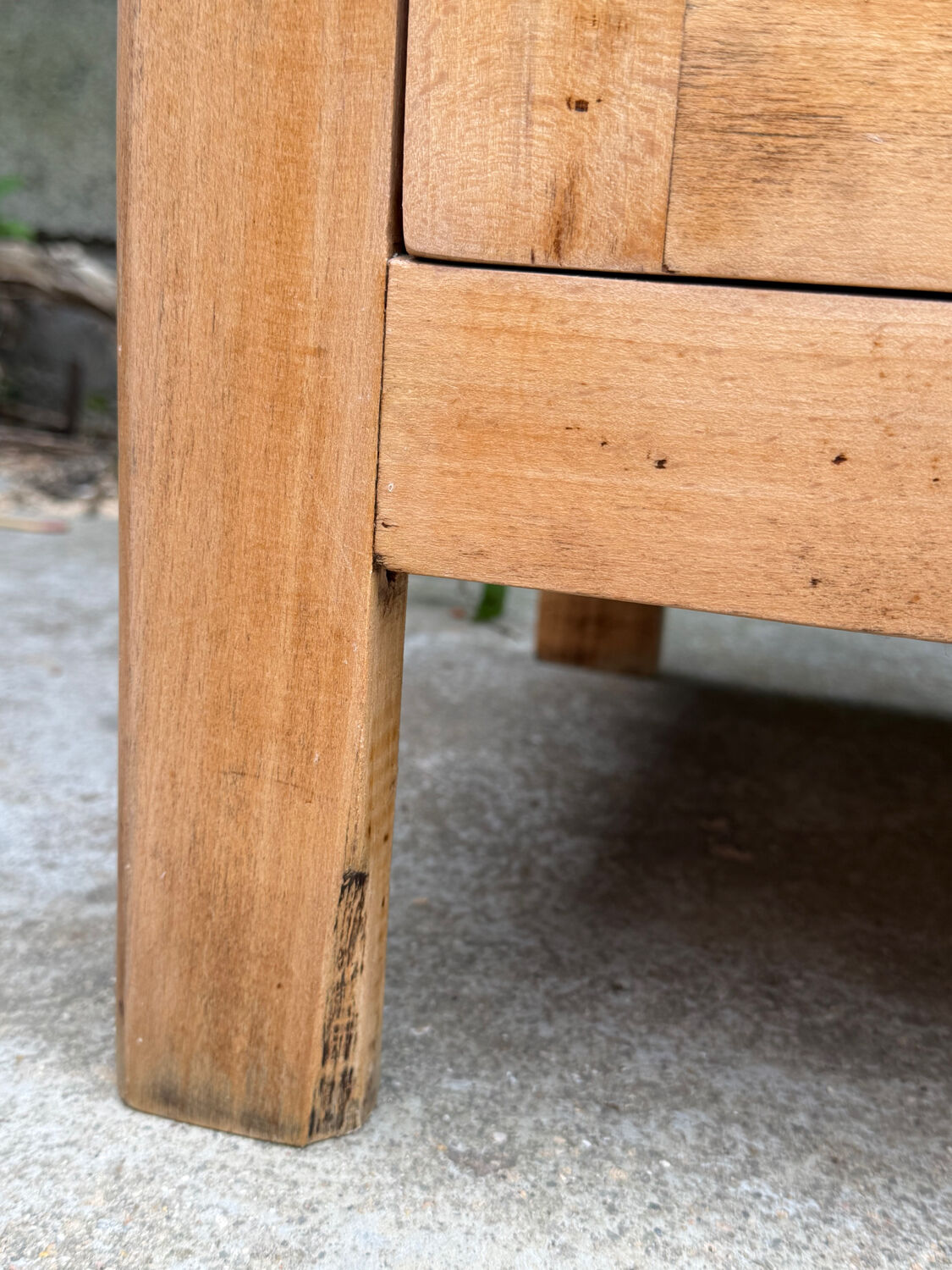 Parisian bonnetière wardrobe in raw wood, 1950.