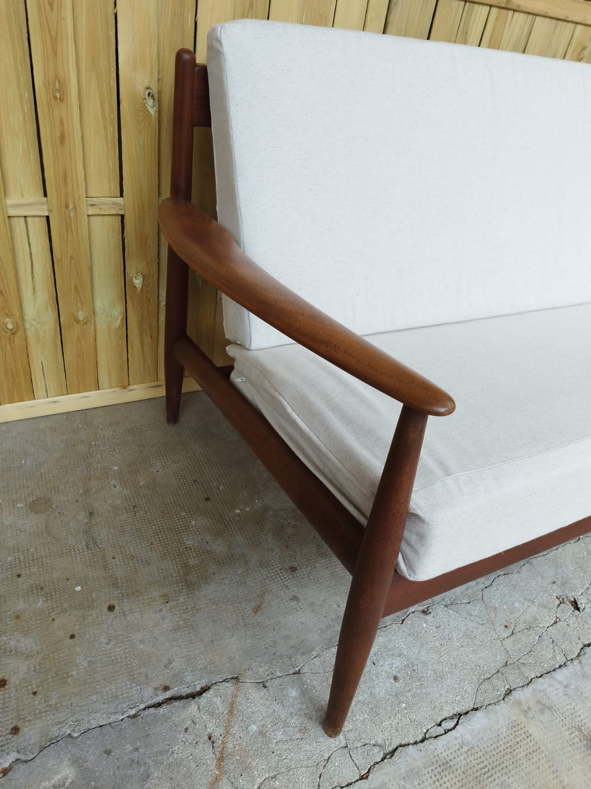 Scandinavian teak bench Grete Jalk - France & Søn