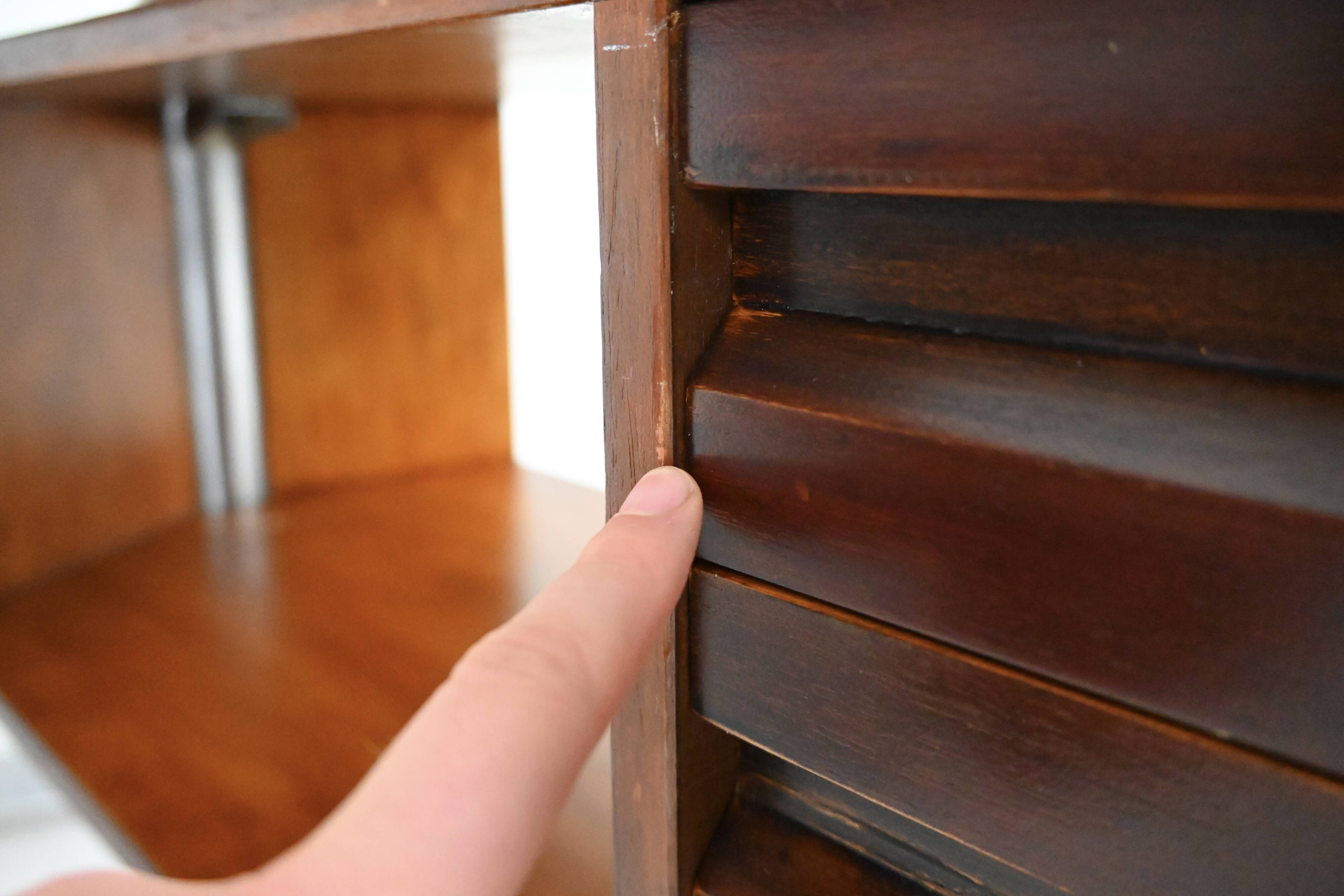 Desk design by Osvaldo Borsani for Tecno, 1960s