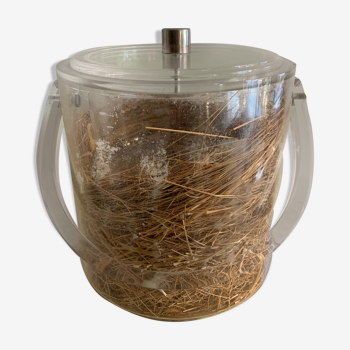 Ice bucket in lucite and straw
