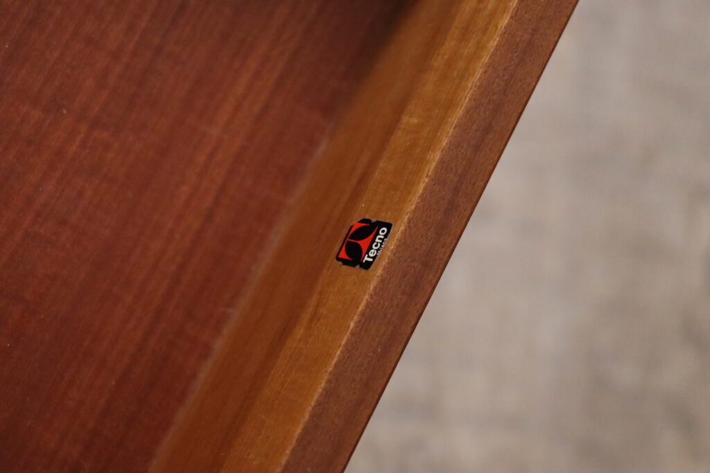 Osvaldo Borsani T96 Boomerang desk for Tecno, Italy, 1956