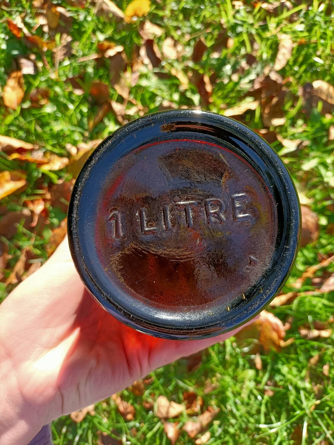 Vintage brown glass vase/bottle