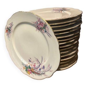 Set of flowered porcelain tableware
