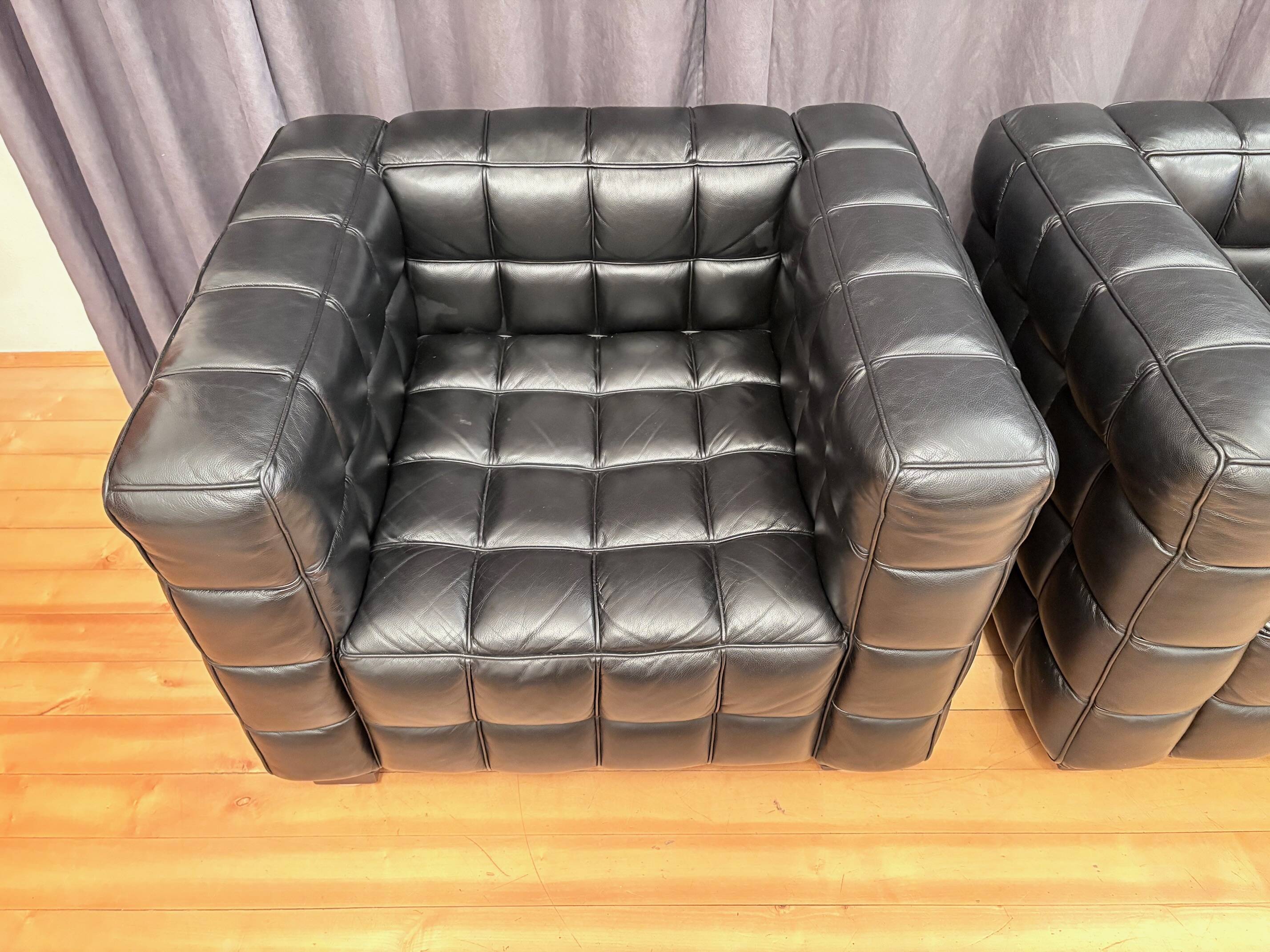 Paire de fauteuils Kubus 8020, conçus par Josef Hoffmann, Wittmann, Autriche