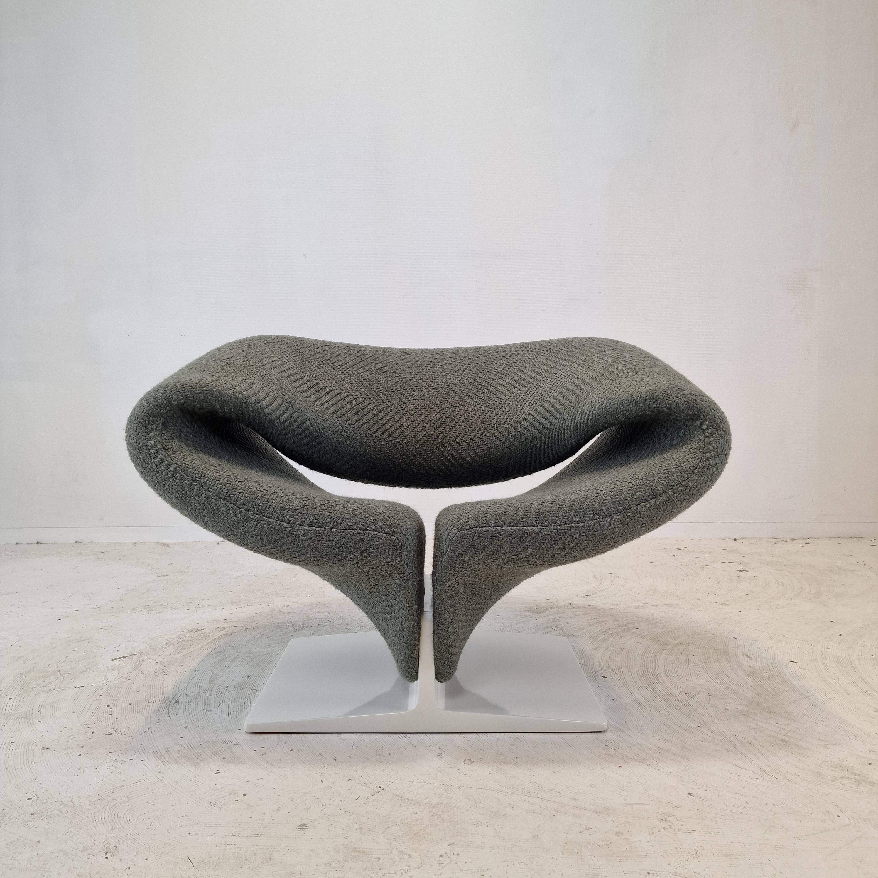 Ribbon Chair by Pierre Paulin for Artifort, 1960's