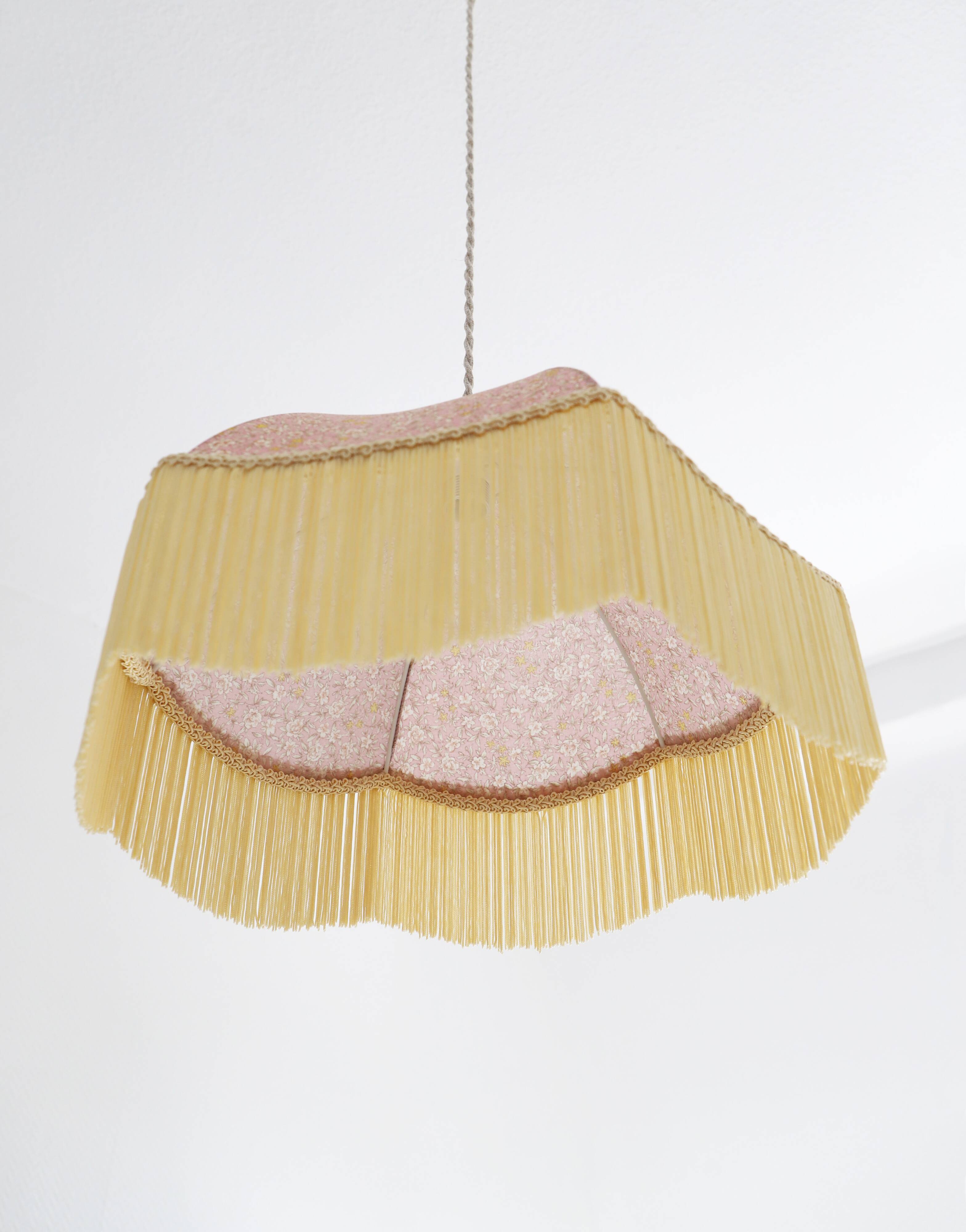 Suspension vintage " parapluie" avec franges