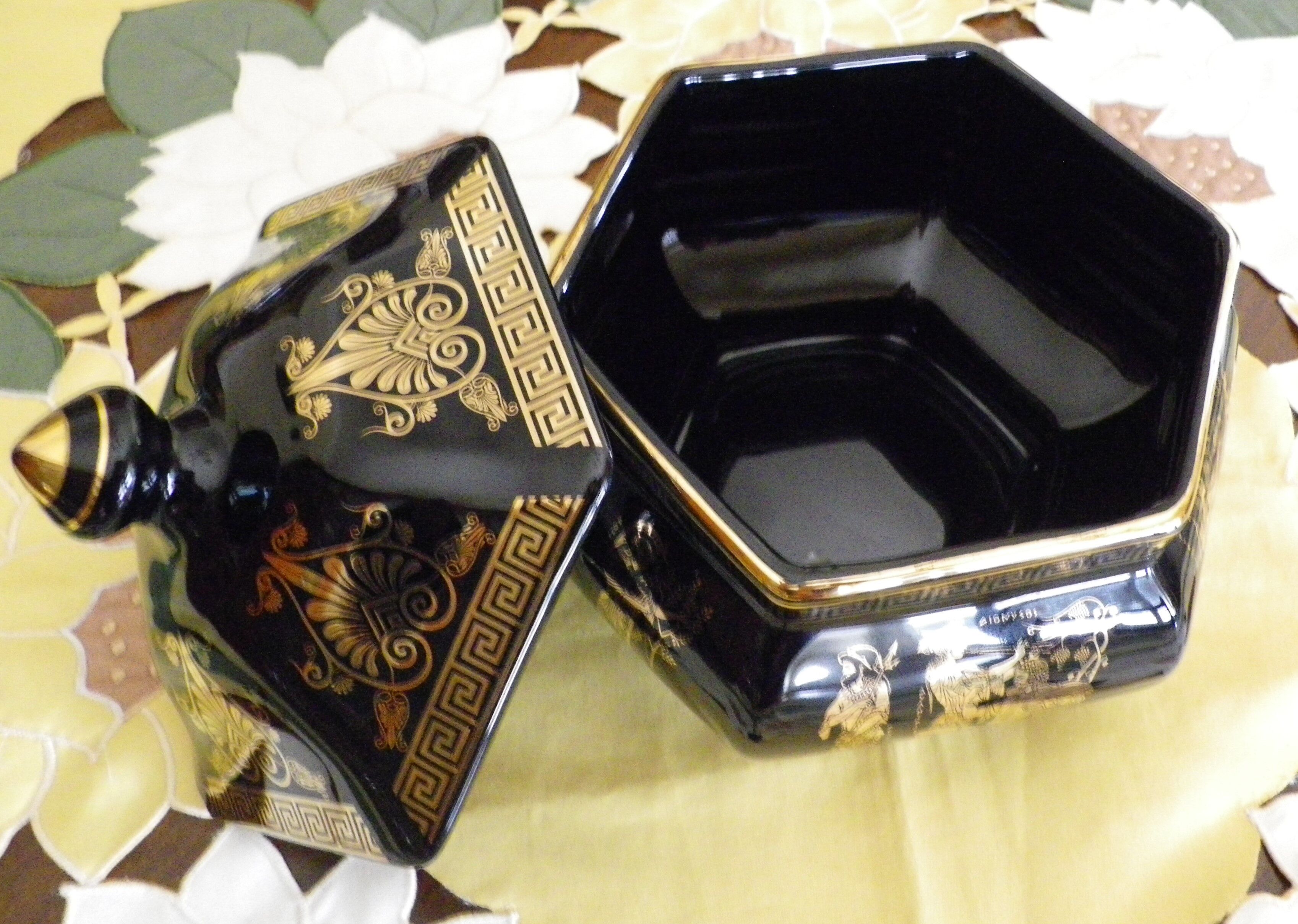 Porcelain candy maker hand-decorated with 24 carat gold Greece 70