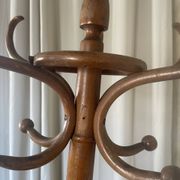 Porte manteau perroquet Baumann en bois courbé