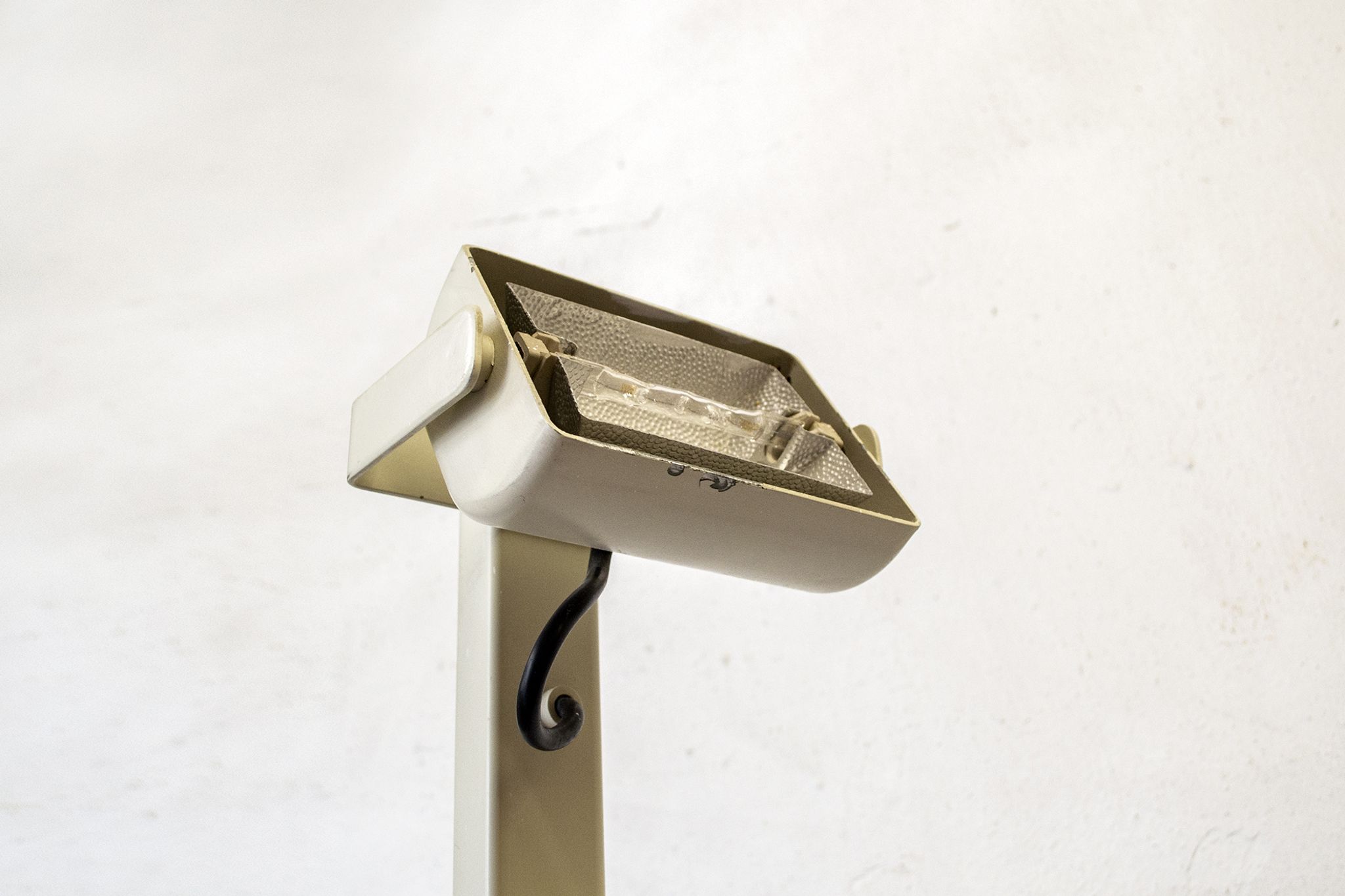 Sirio T floor lamp by Kazuhide Takahama for Sirrah, Italy, 1977