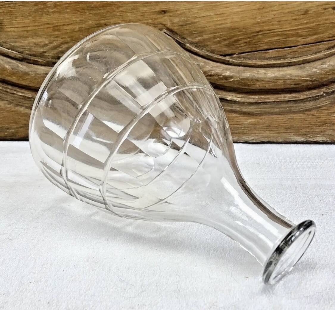 Baccarat crystal carafe, Charmes model