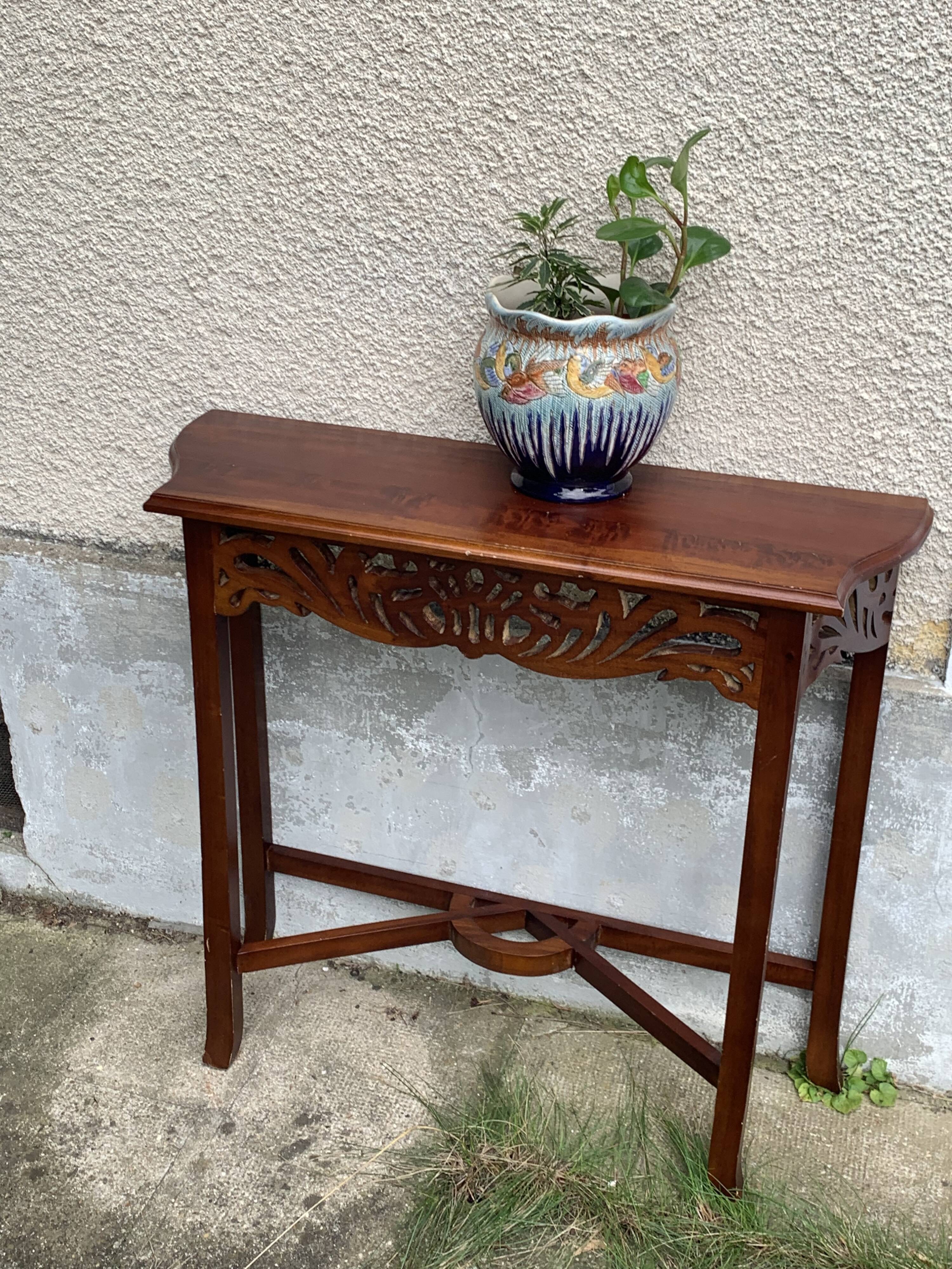 Vintage carved wooden console and aesthetics