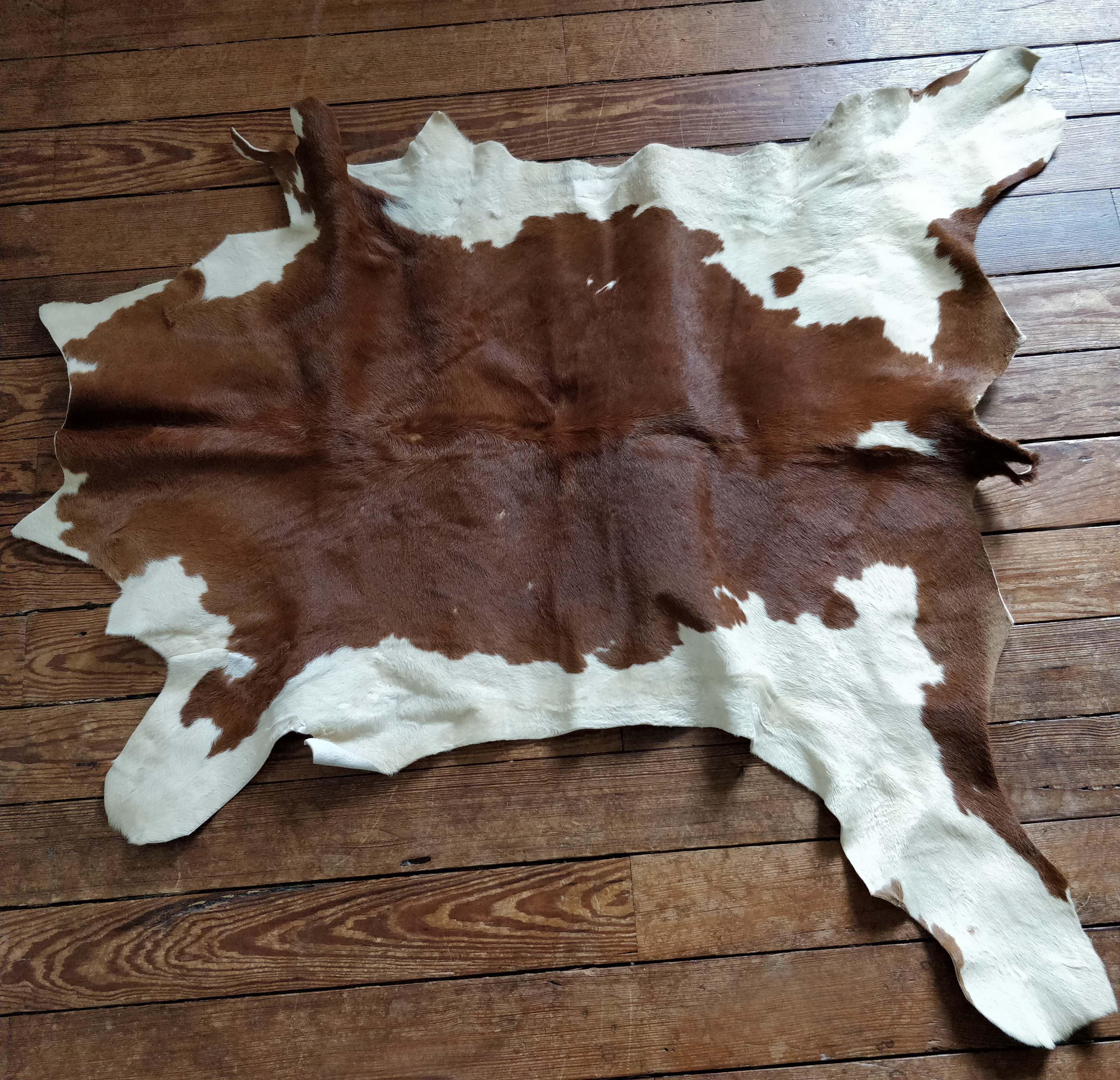 Cowhide skin 90x90cm