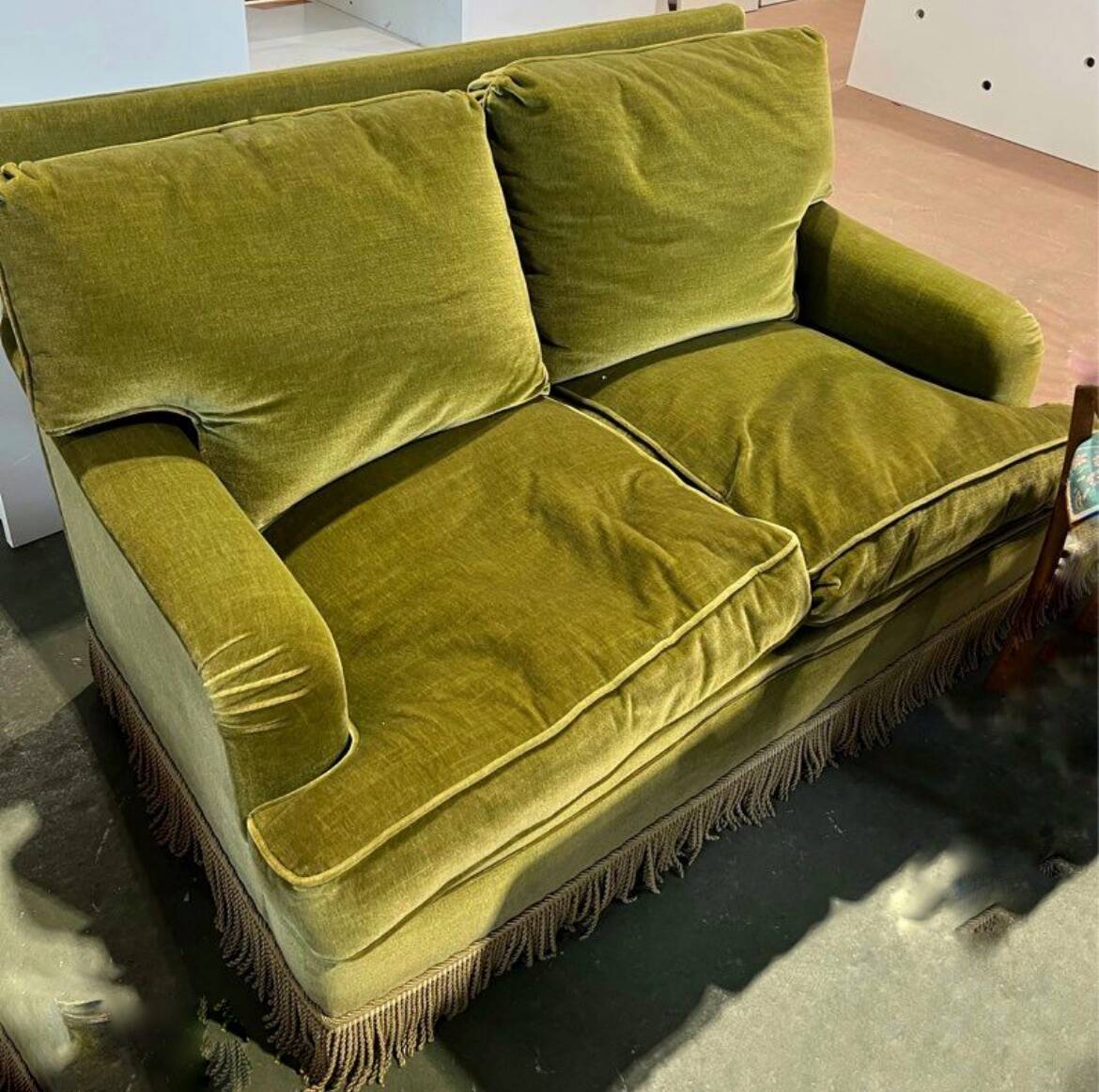 Canapé crapaud vintage 2/3 places velours vert kaki