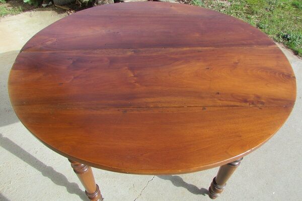 6-foot open panel in solid walnut, 5 extensions