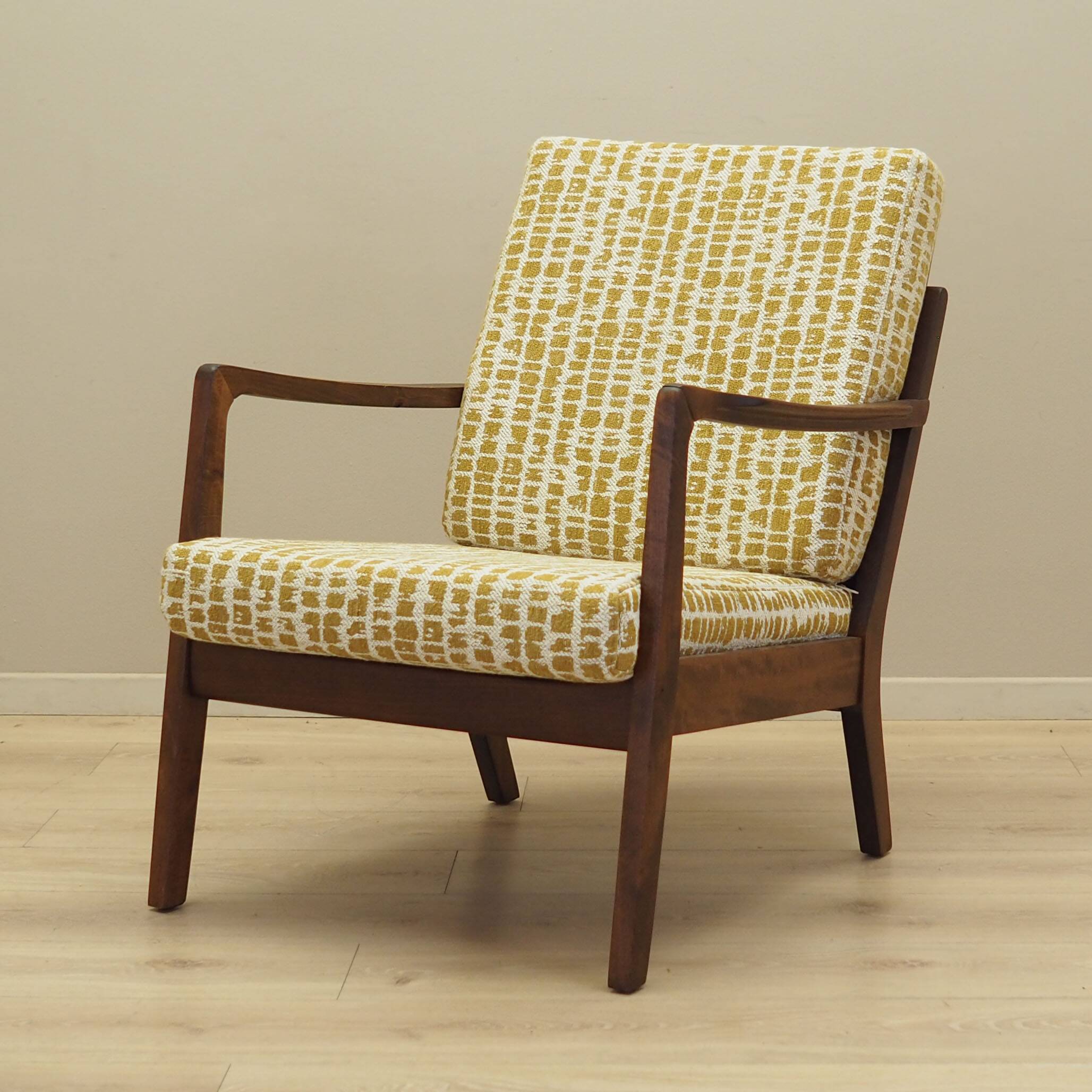 Beech armchair, Danish design, 1970s, production: Denmark
