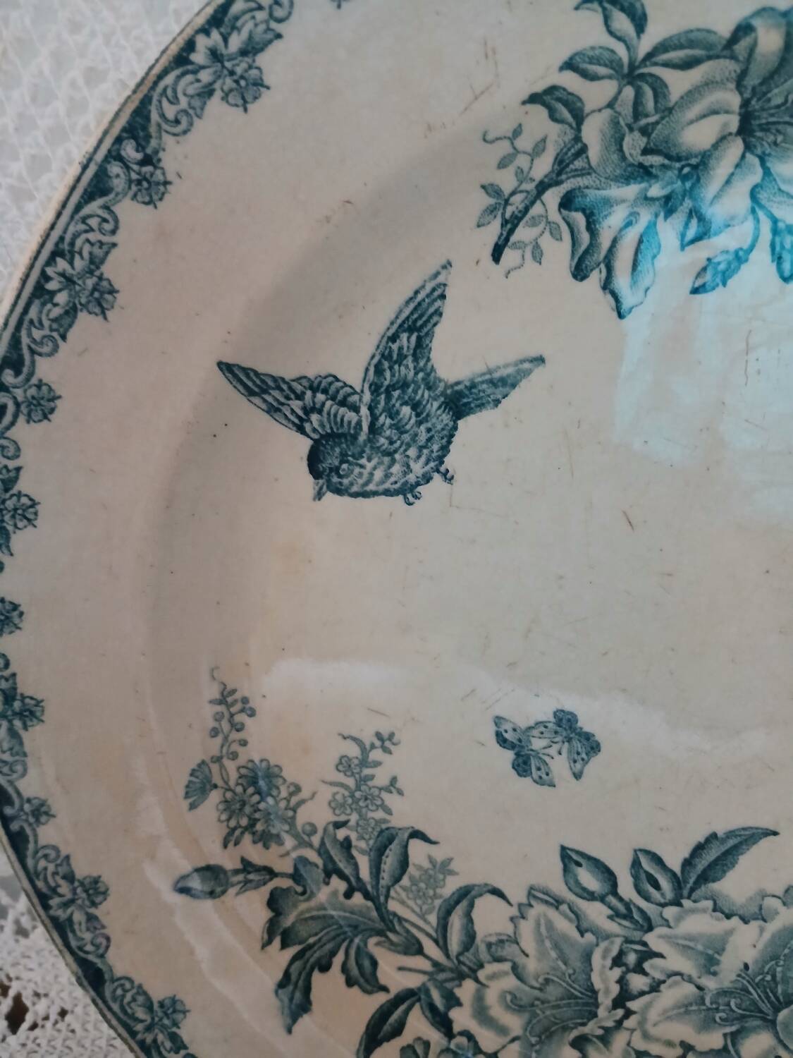 Small antique ironstone dish by Léon Graves