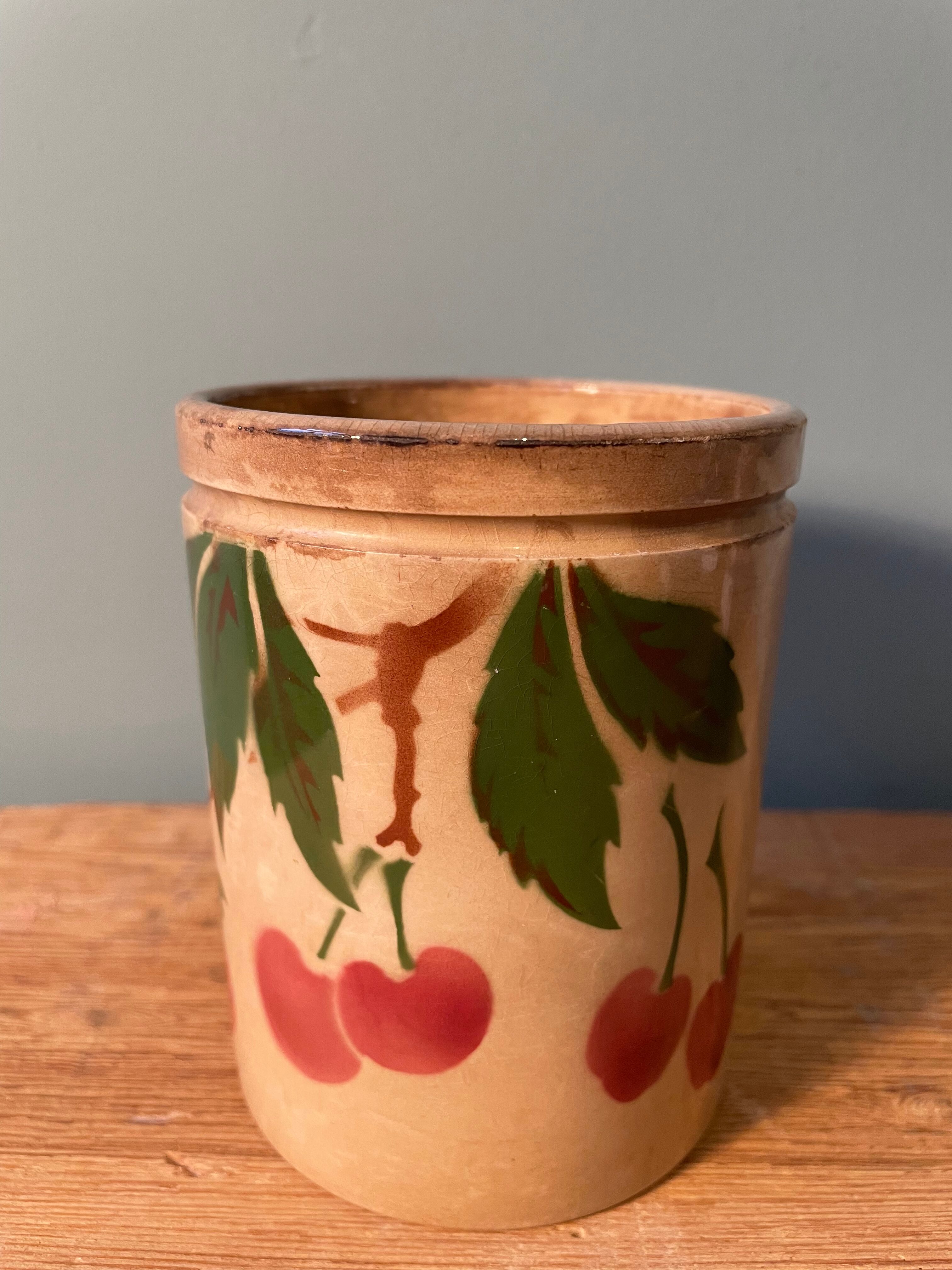 Keller and Guérin Lunéville jam jar